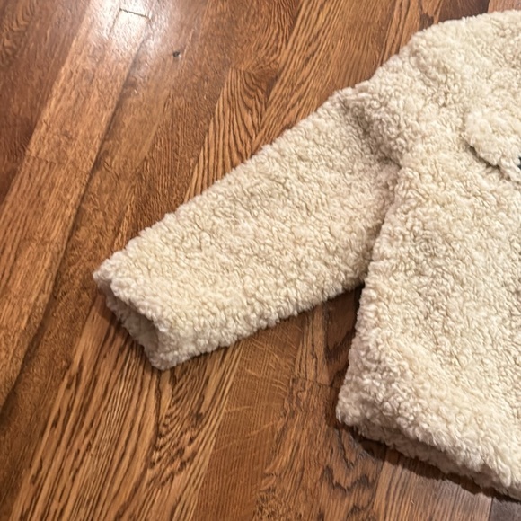 Zara Women’s Cream Fluffy Teddy Coat Size Small - Picture 4 of 7
